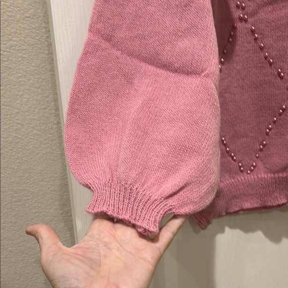 Pink Sweater with Diamond Pattern - Picture 4 of 6